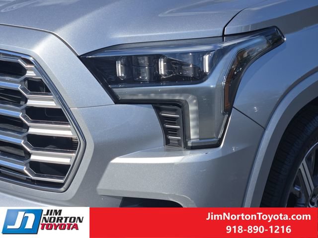 Used 2023 Toyota Sequoia Capstone AWD/4WD image 11