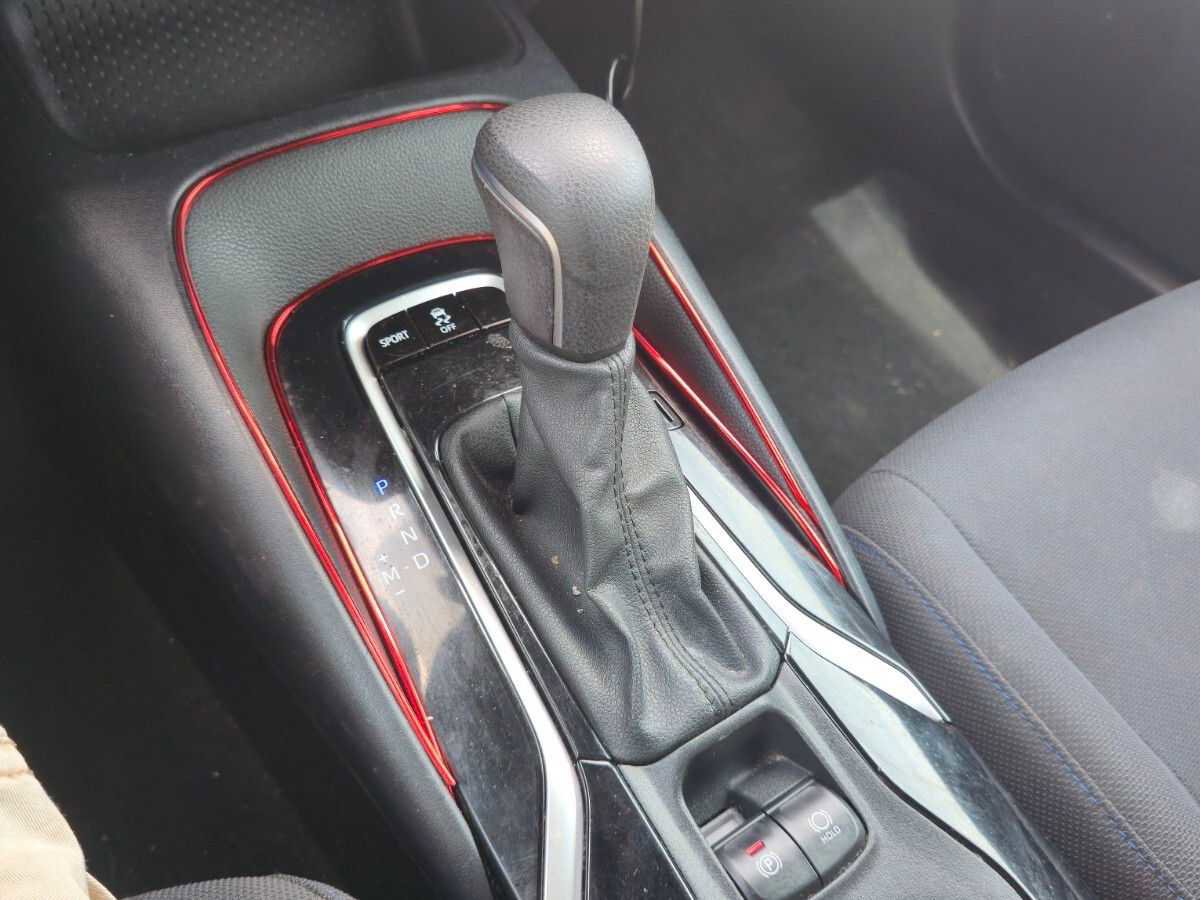 Used 2021 Toyota Corolla SE w/ Carpet Mat Package (TMS) image 16