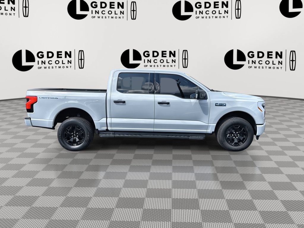Used 2025 Ford F150 Lightning XLT AWD/4WD image 9