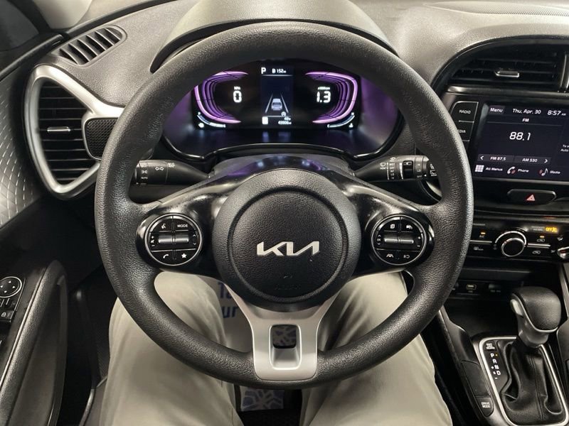 Certified 2023 Kia Soul LX w/ LX Technology Package FWD image 24