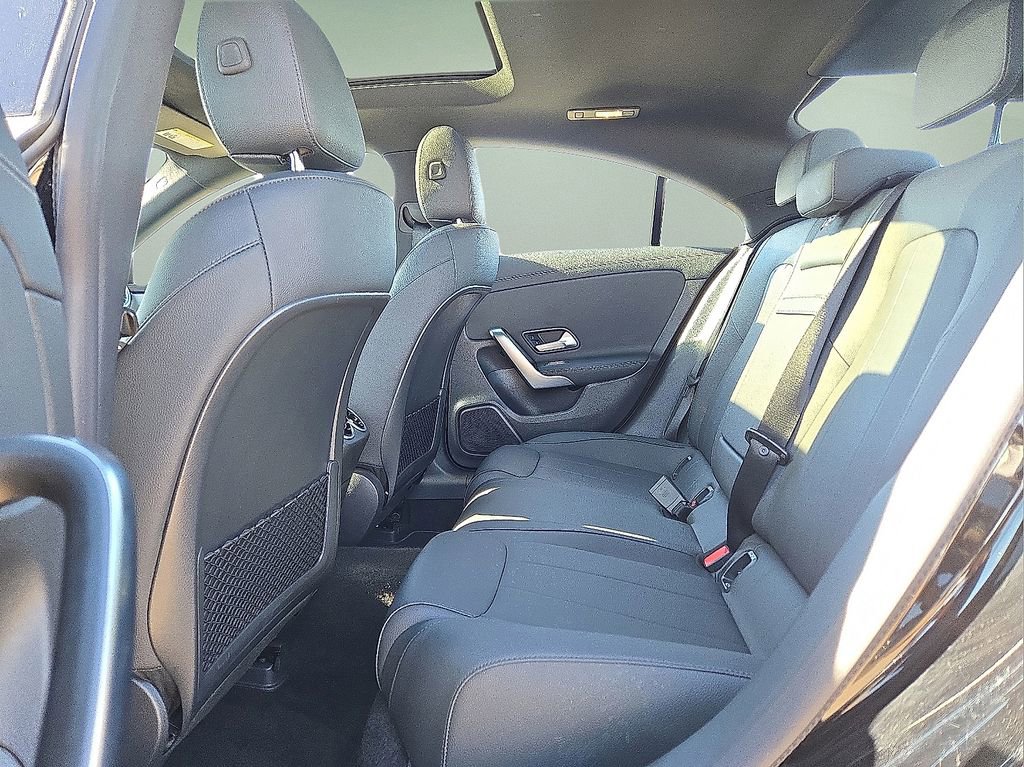 Used 2025 Mercedes-Benz CLA 250 image 15