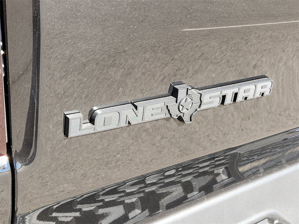 New 2026 RAM 1500 4x4 Crew Cab image 10