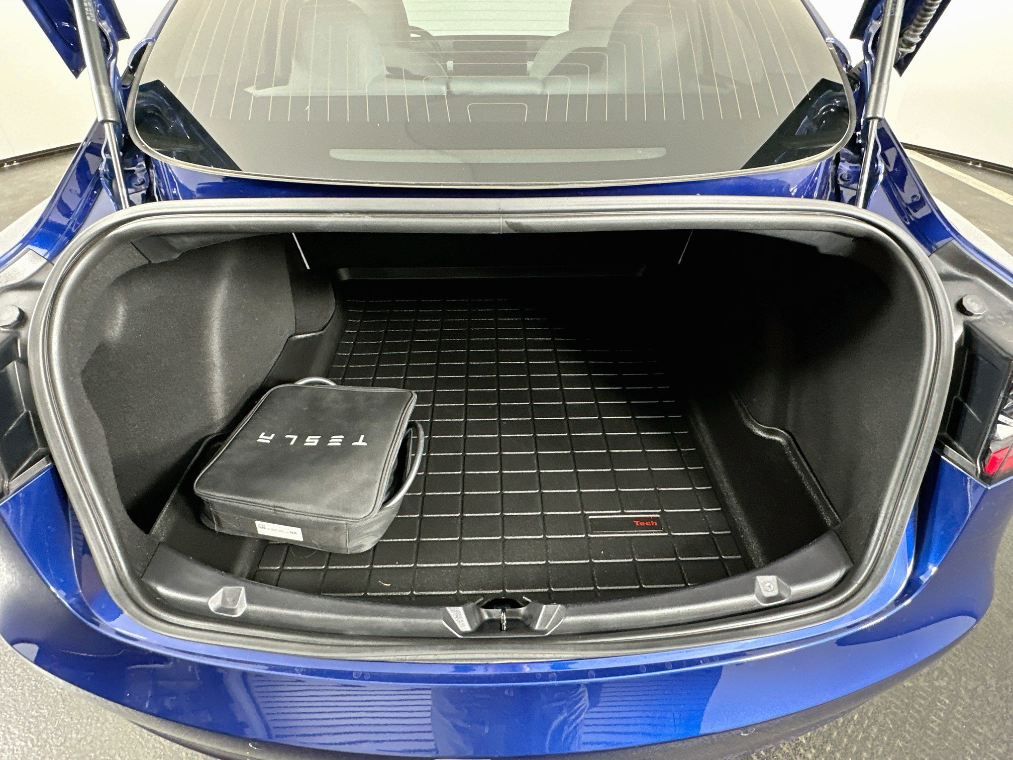 Used 2020 Tesla Model 3 Long Range AWD/4WD image 28
