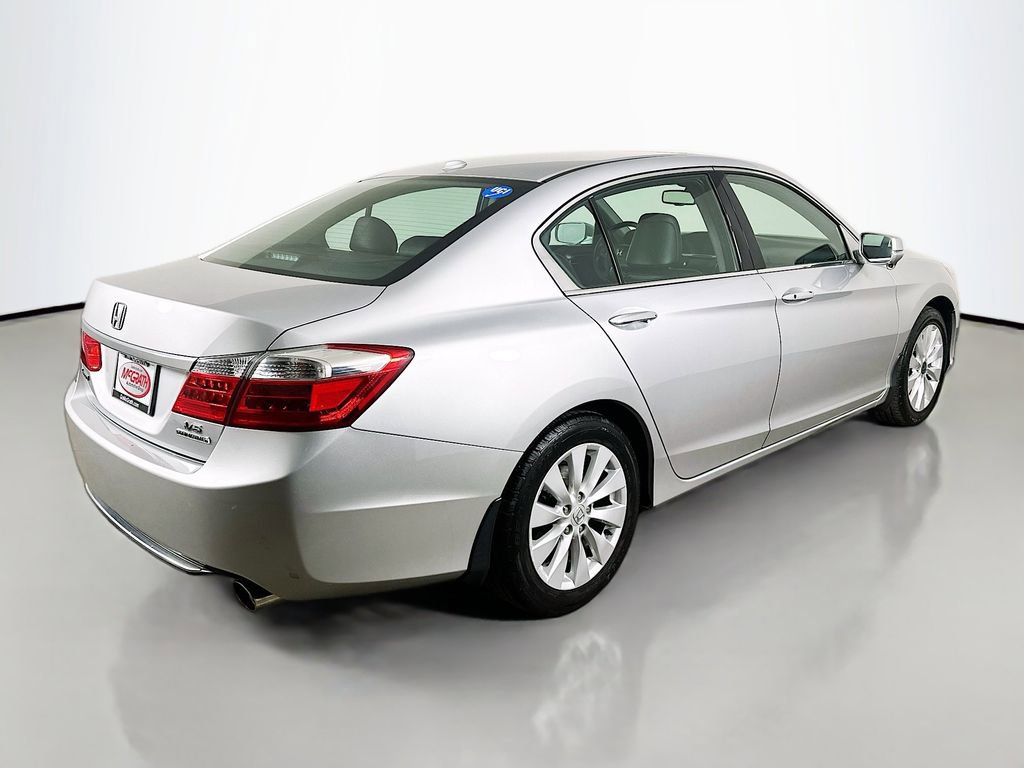 Used 2015 Honda Accord Touring image 19
