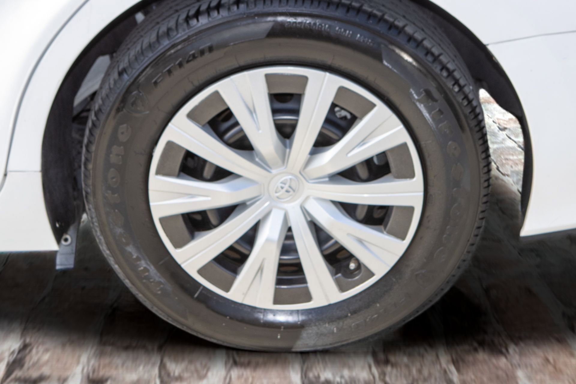 Used 2023 Toyota Camry LE image 34