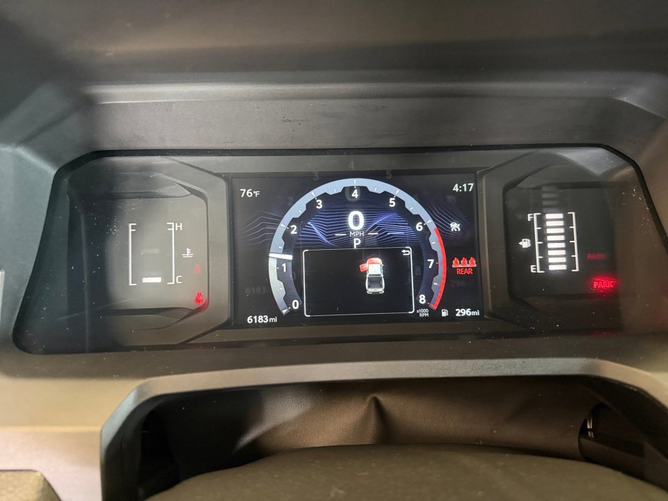 Used 2025 Toyota Tacoma SR5 AWD/4WD image 11