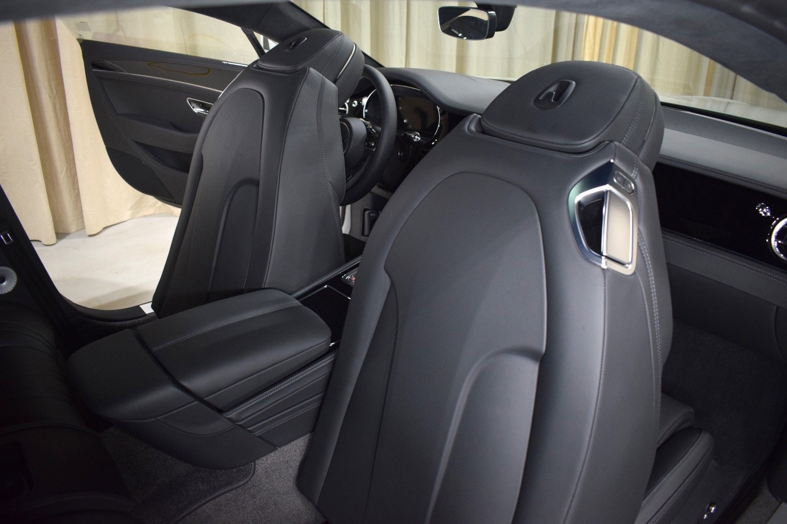 New 2026 Bentley Continental GT image 21