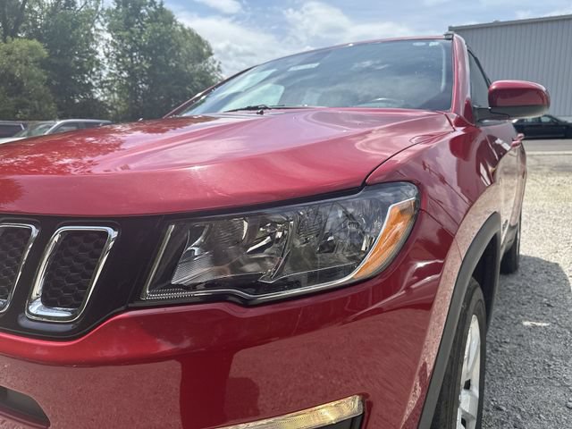 Used 2019 Jeep Compass Latitude w/ Popular Equipment Group AWD/4WD image 47