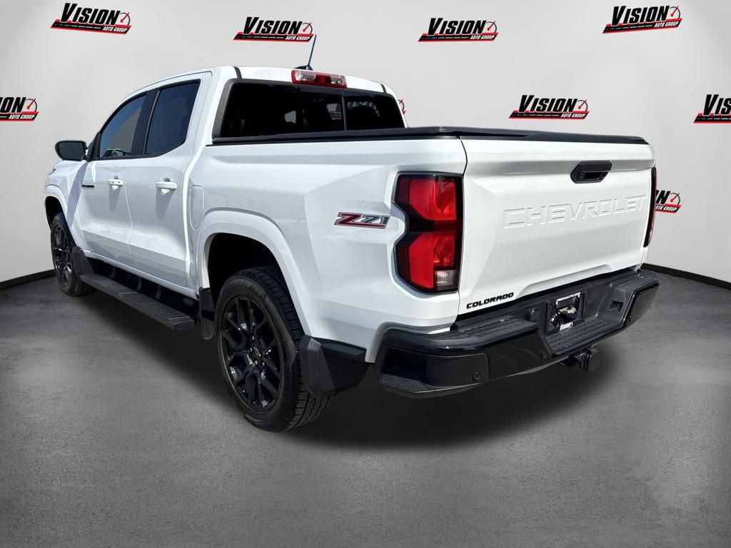 Used 2024 Chevrolet Colorado Z71 w/ LPO, Dark Essentials Package AWD/4WD image 7
