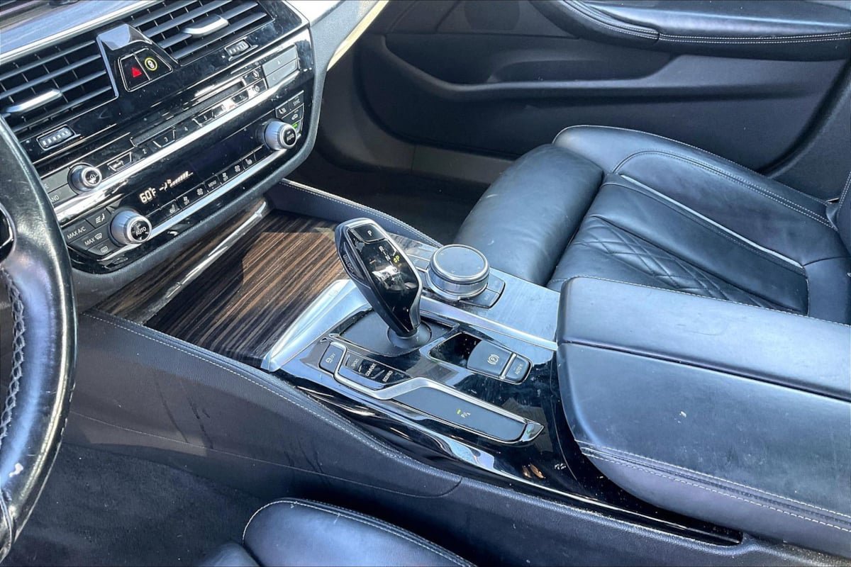 Used 2019 BMW 540i w/ Executive Package RWD image 15