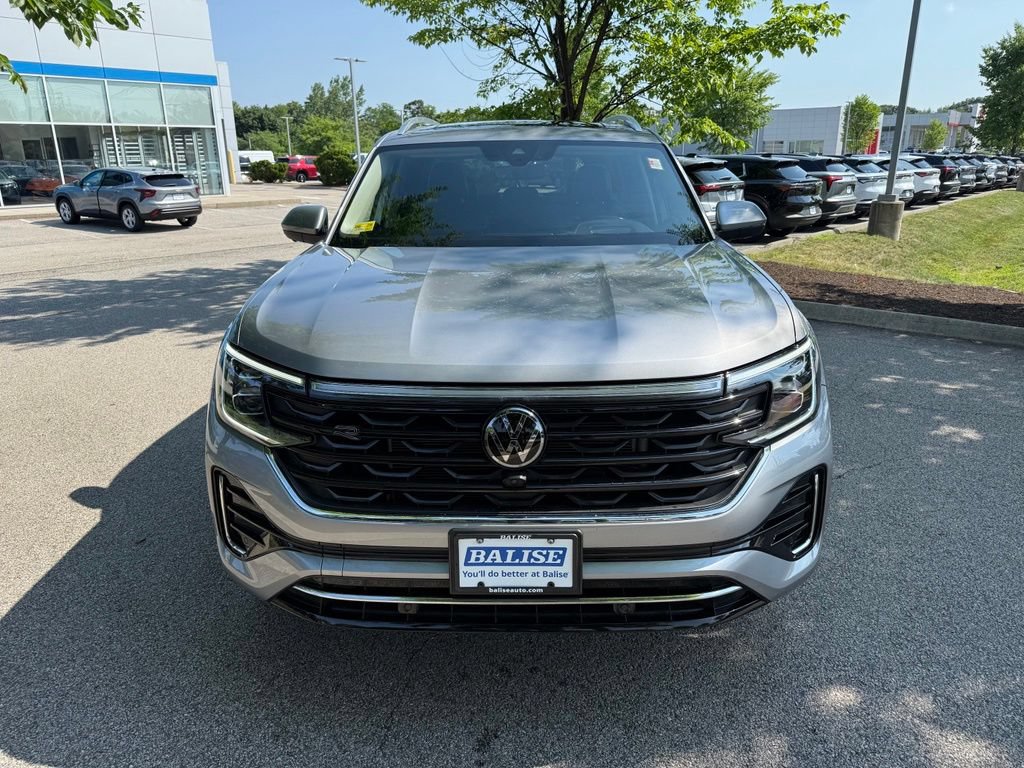 Used 2024 Volkswagen Atlas SEL Premium R-Line AWD/4WD image 8
