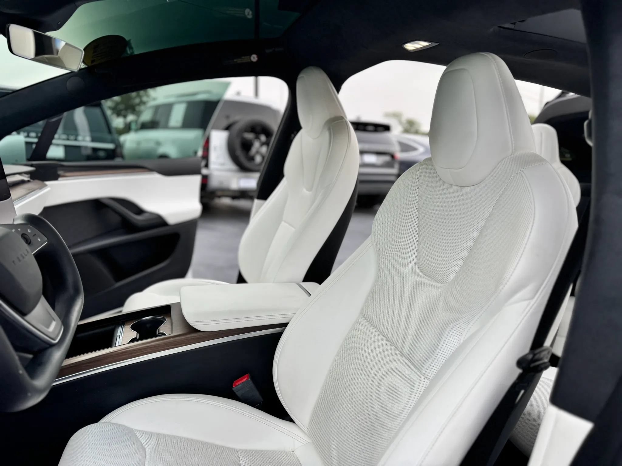 Used 2022 Tesla Model X AWD/4WD image 10