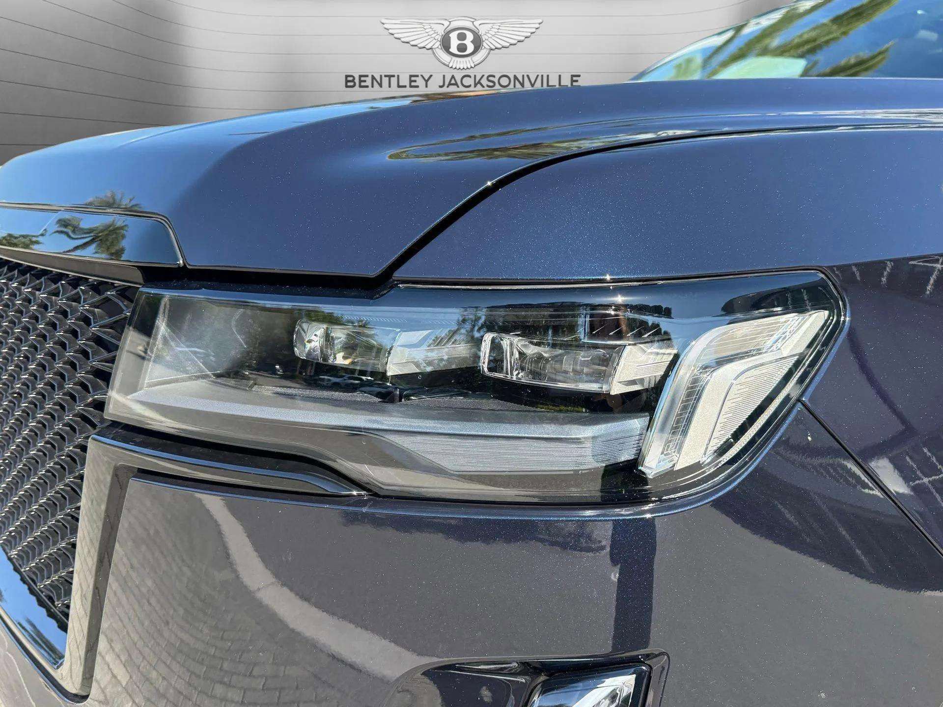 Used 2024 Cadillac Escalade ESV Sport Platinum w/ Heavy-Duty Trailer Package image 26