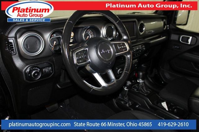 Used 2019 Jeep Wrangler Unlimited Sahara w/ Safety Group AWD/4WD image 11