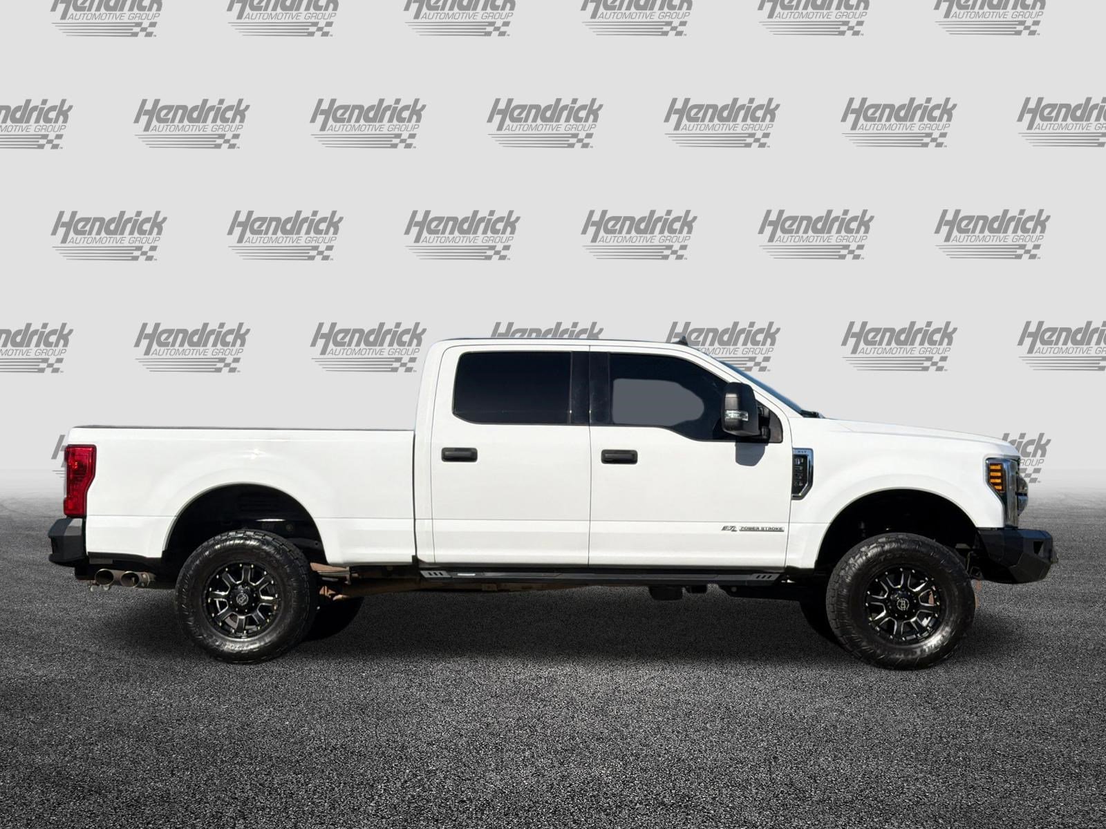 Used 2019 Ford F250 XLT w/ XLT Value Package image 3
