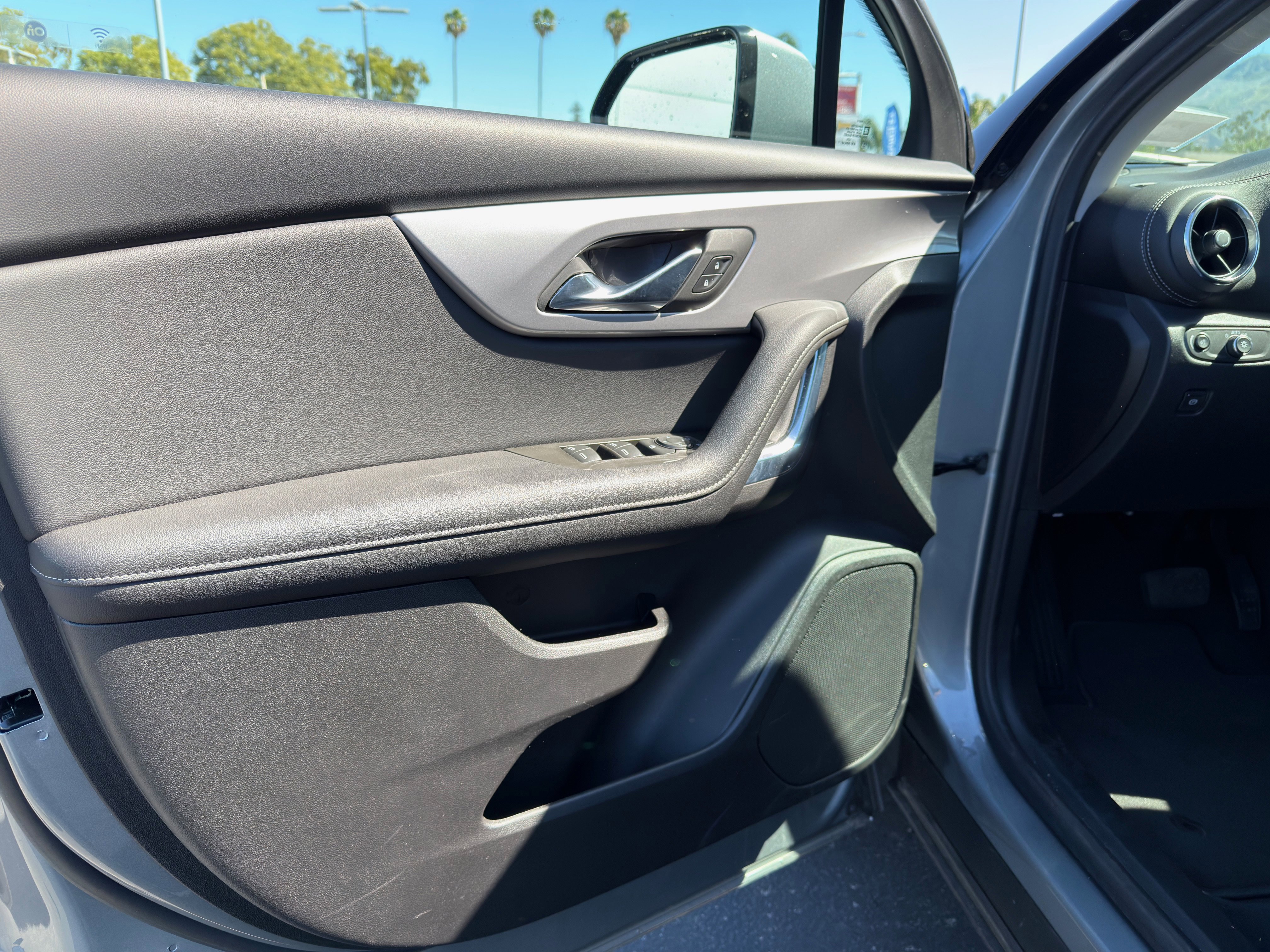 New 2025 Chevrolet Blazer LT image 21