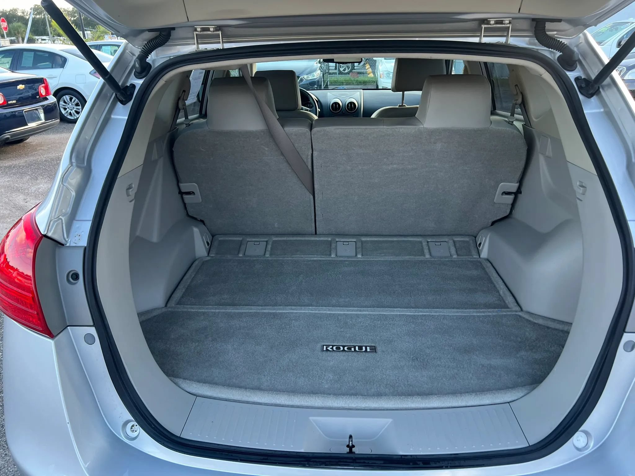 Used 2013 Nissan Rogue SL FWD image 17