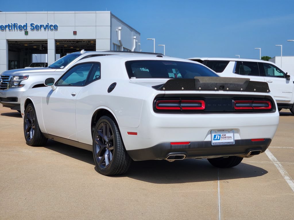 Used 2023 Dodge Challenger SXT w/ Blacktop Package RWD image 9