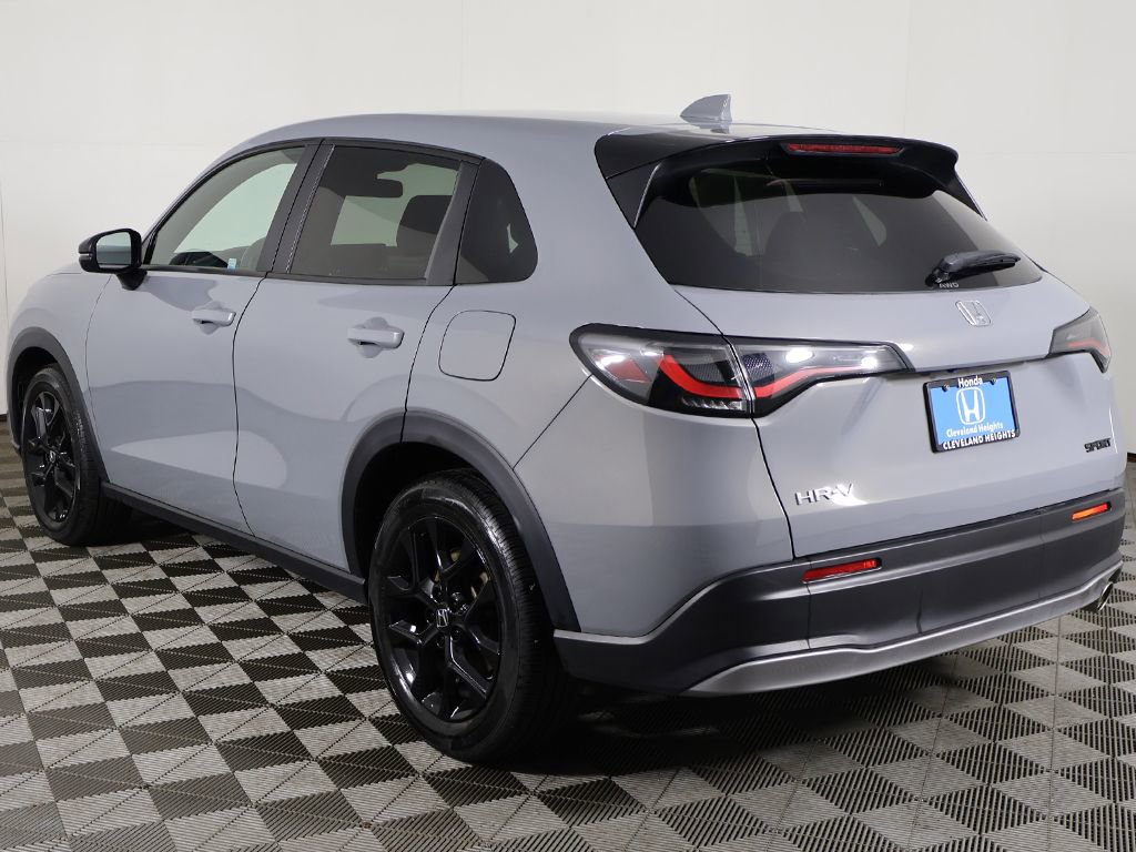 Used 2025 Honda HR-V Sport image 8