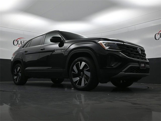 Used 2025 Volkswagen Atlas Cross Sport SE image 29