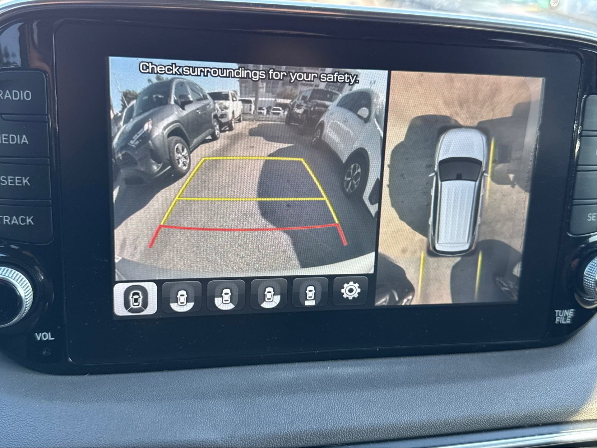 Used 2019 Hyundai Santa Fe AWD image 29