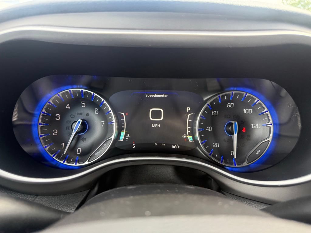 New 2027 Chrysler Pacifica Limited AWD/4WD image 19