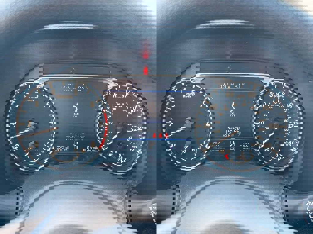 Used 2024 Nissan Altima 2.5 SV image 29