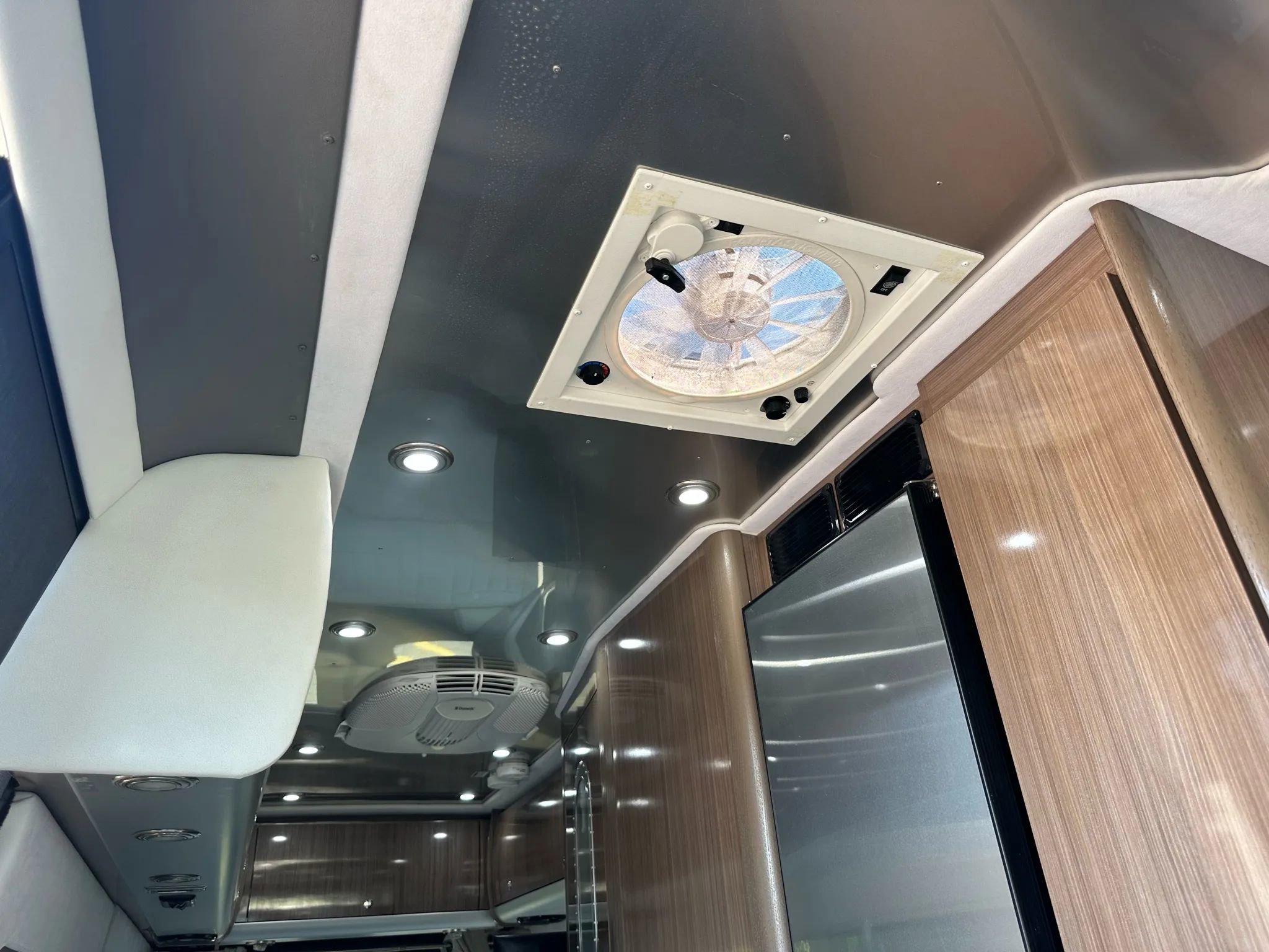 Used 2016 Mercedes-Benz Sprinter 3500 image 59