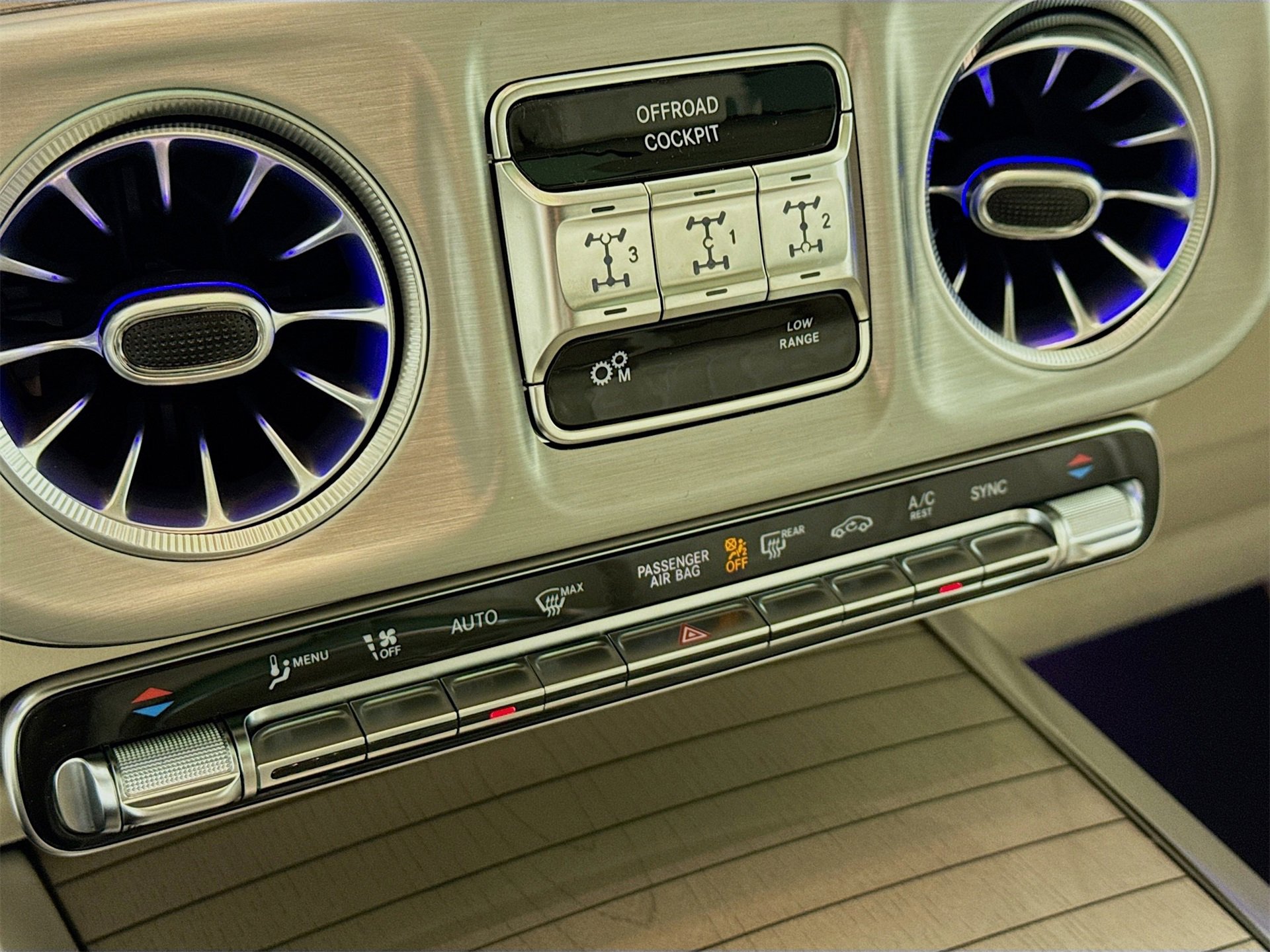 New 2026 Mercedes-Benz G 63 AMG 4MATIC image 17