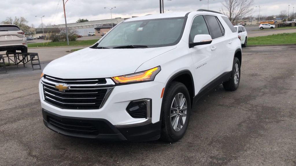 Used 2023 Chevrolet Traverse LT w/ LPO, Floor Liner Package AWD/4WD image 4