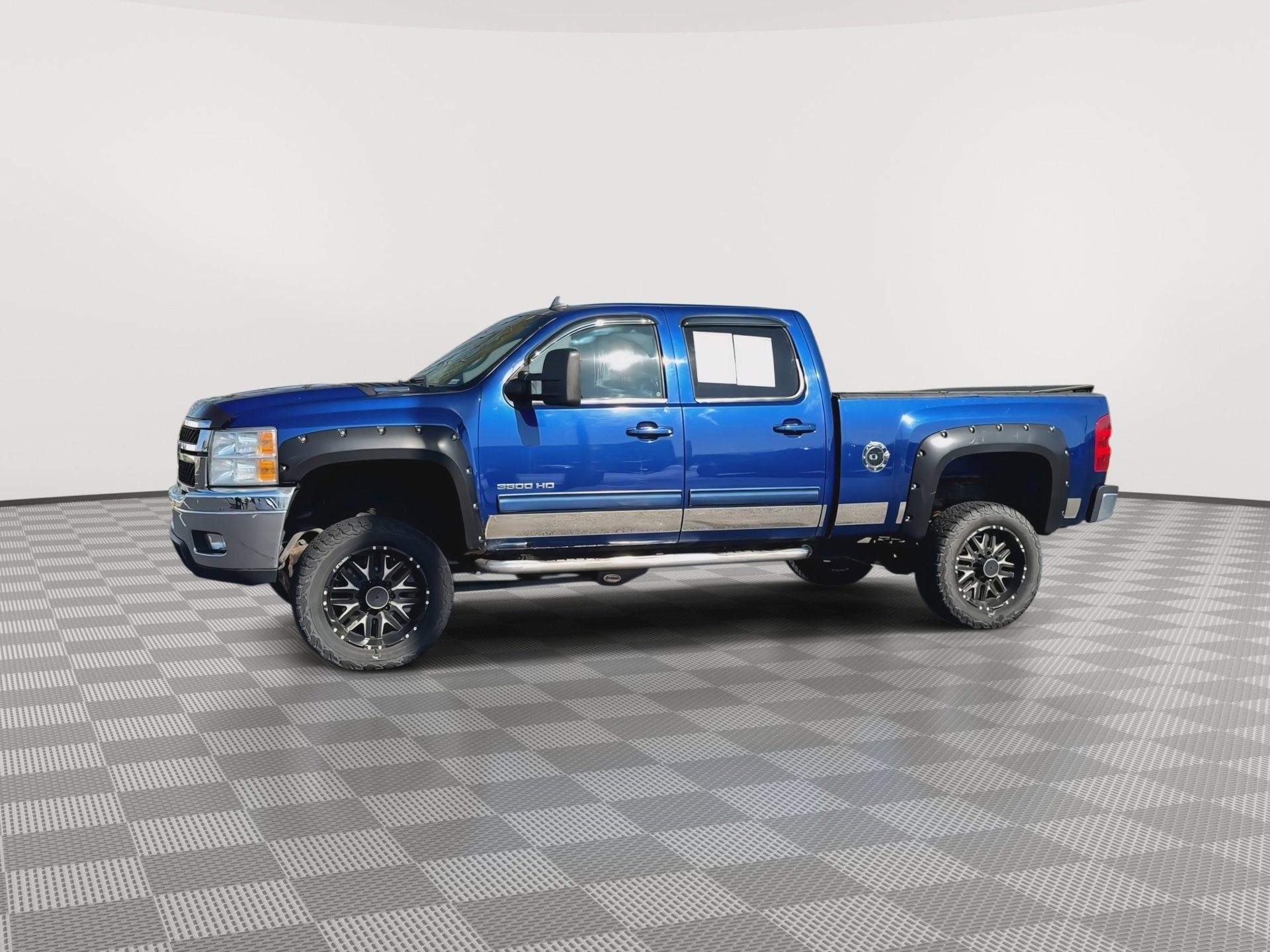 Used 2014 Chevrolet Silverado 3500 LTZ w/ Snow Plow Prep Package AWD/4WD image 4