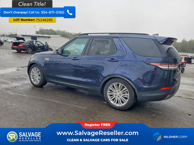 Used 2017 Land Rover Discovery SE AWD/4WD image 3