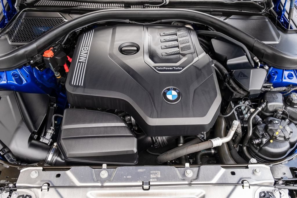 Used 2025 BMW 230i xDrive Coupe w/ M Sport Package AWD/4WD image 34