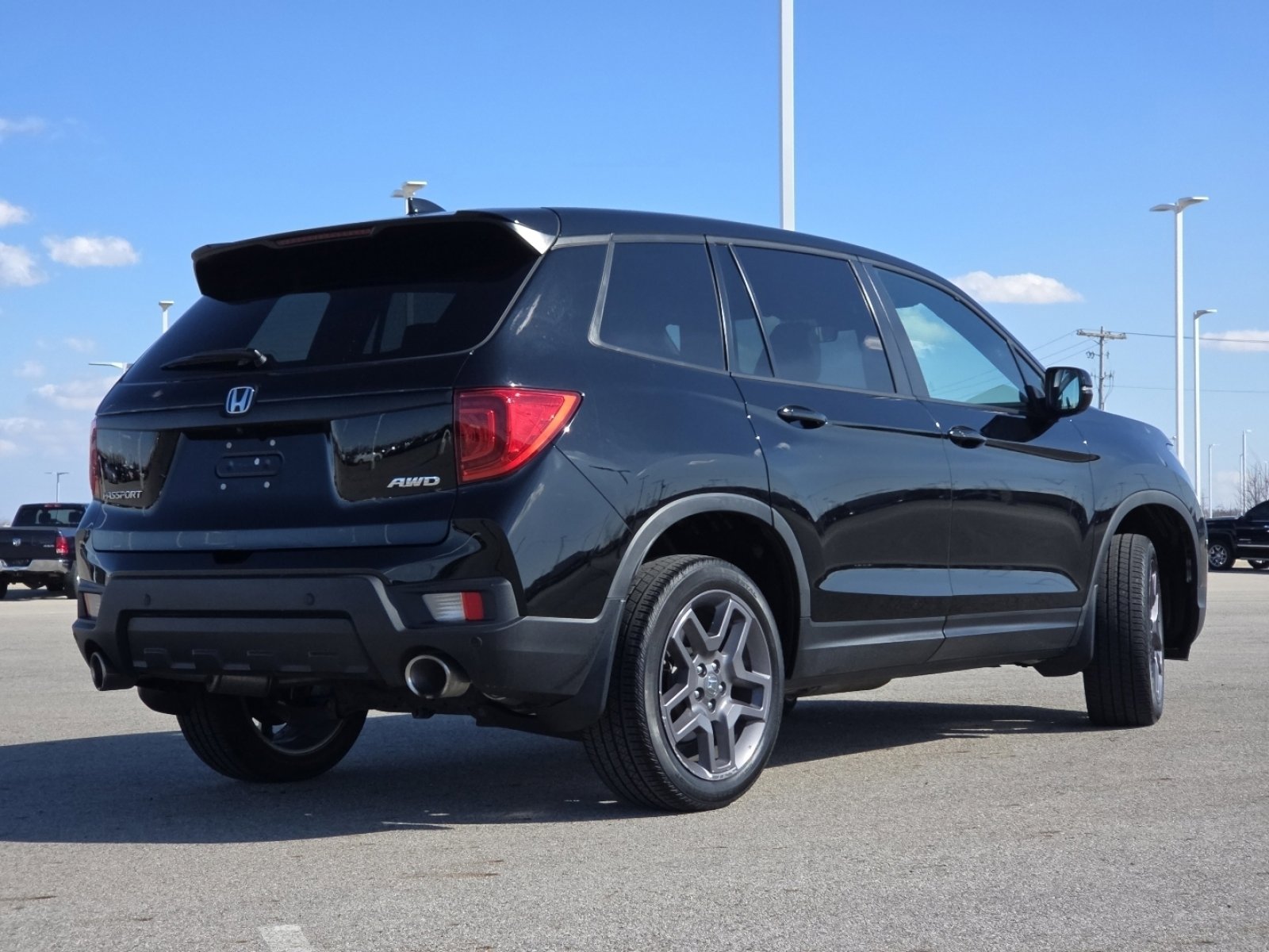 Used 2023 Honda Passport EX-L image 17