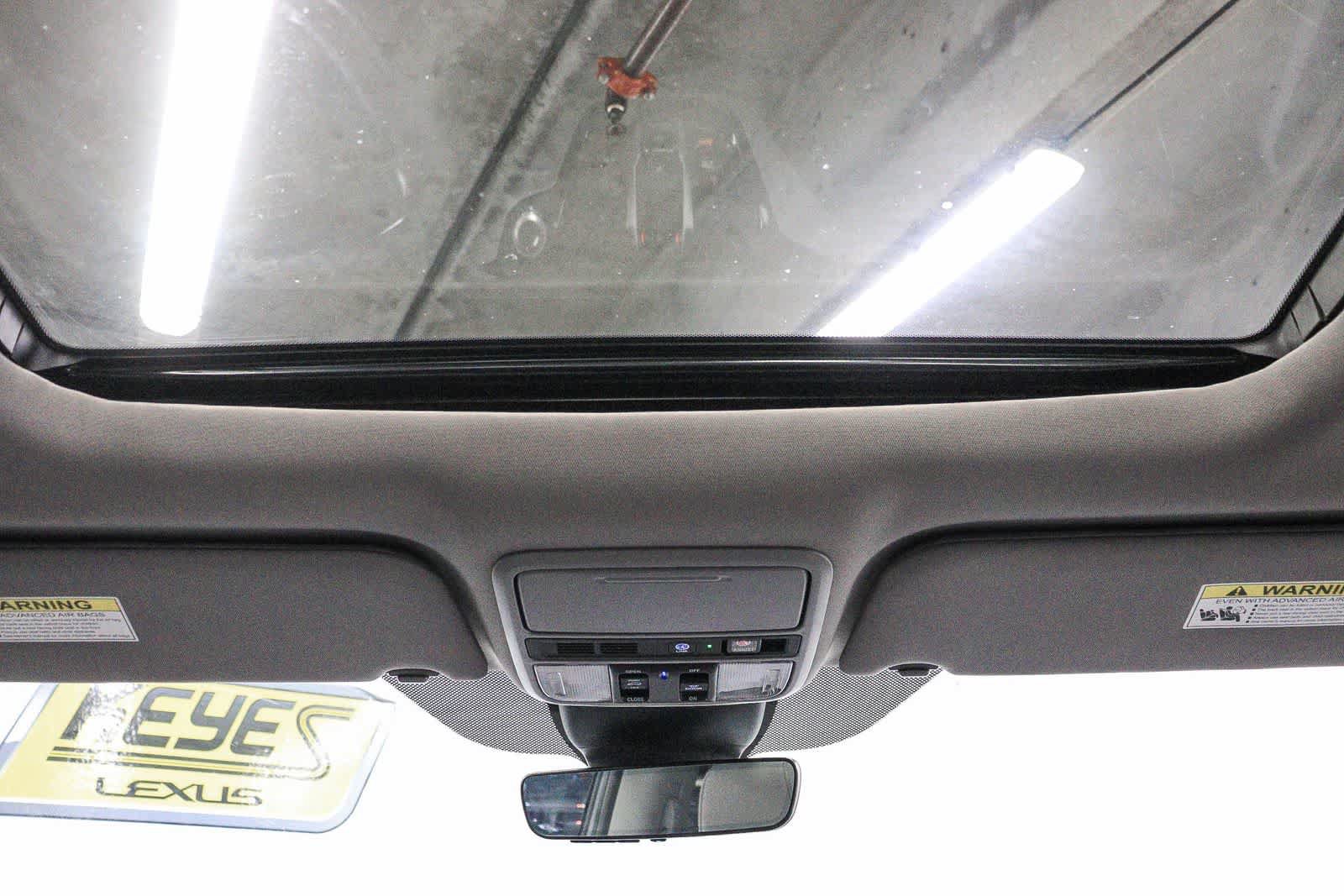 Used 2024 Honda Odyssey Touring image 13