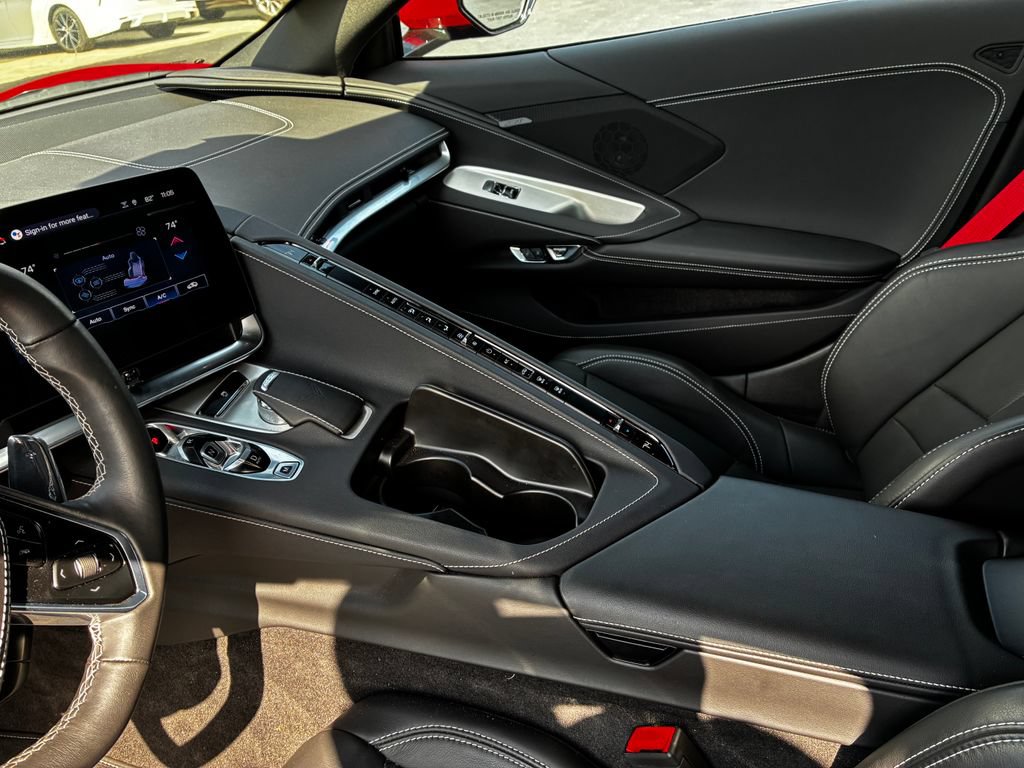 Used 2025 Chevrolet Corvette Stingray Coupe w/ 1LT RWD image 13