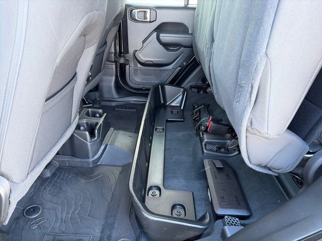 Used 2022 Jeep Gladiator Sport image 37