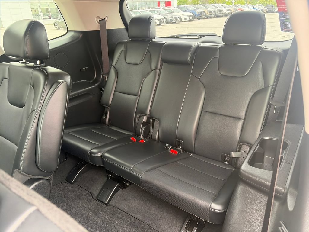 Used 2025 Kia Telluride S AWD/4WD image 40