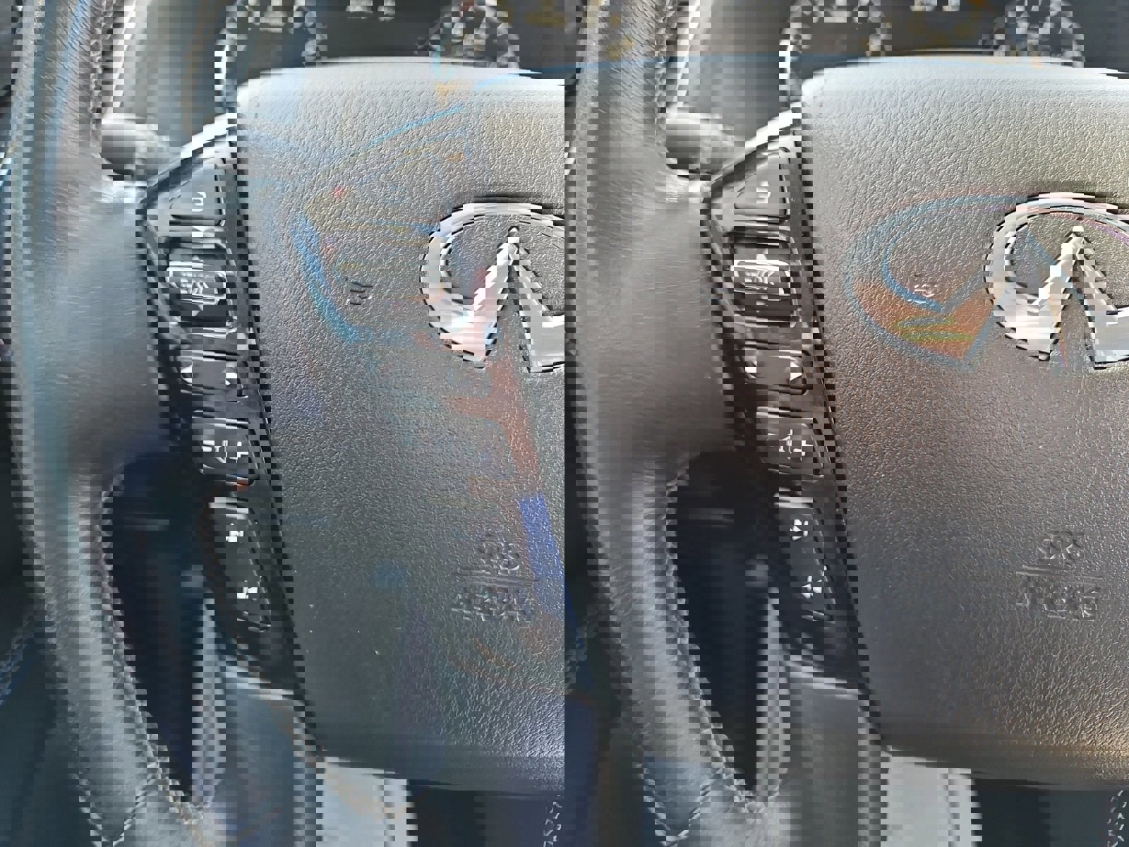 Used 2024 INFINITI QX80 Luxe AWD/4WD image 16