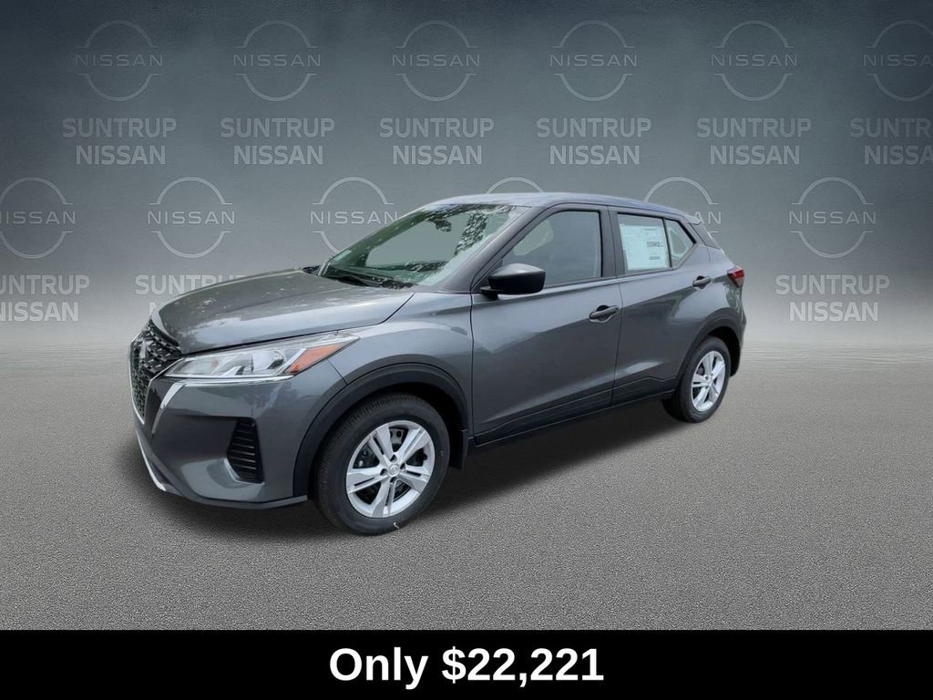 Used 2025 Nissan Kicks Play S image 4