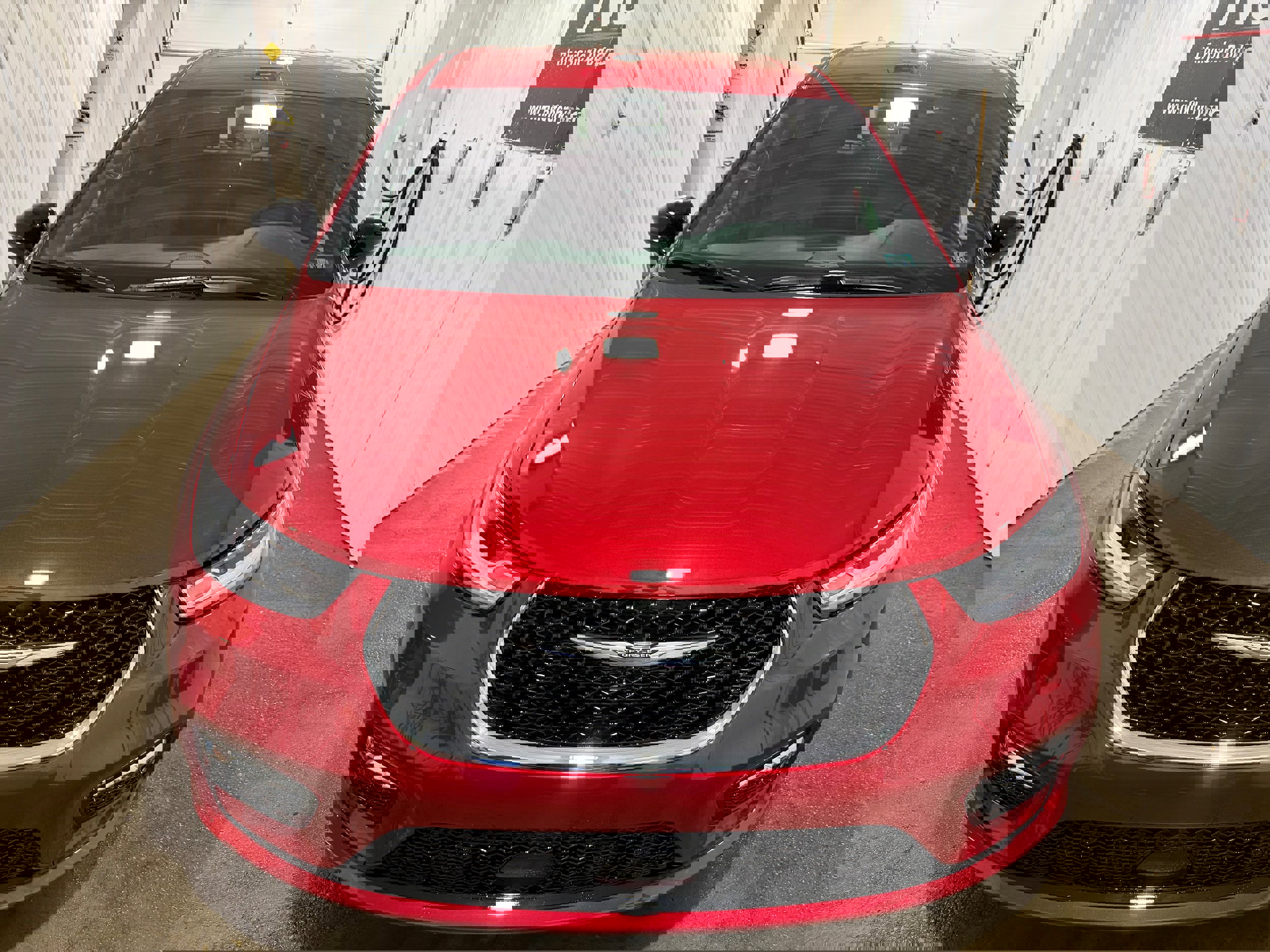 New 2026 Chrysler Pacifica Select image 3