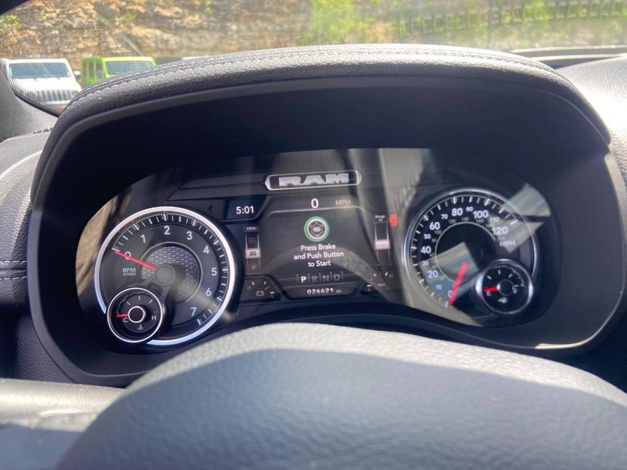 Used 2022 RAM 1500 Laramie w/ Sport Appearance Package AWD/4WD image 10
