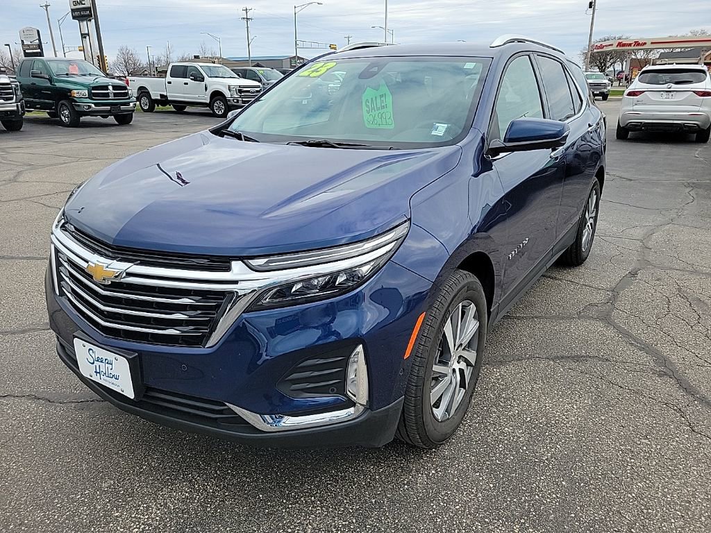 Used 2023 Chevrolet Equinox Premier image 1