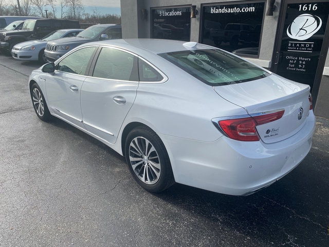 Used 2017 Buick LaCrosse Preferred image 5