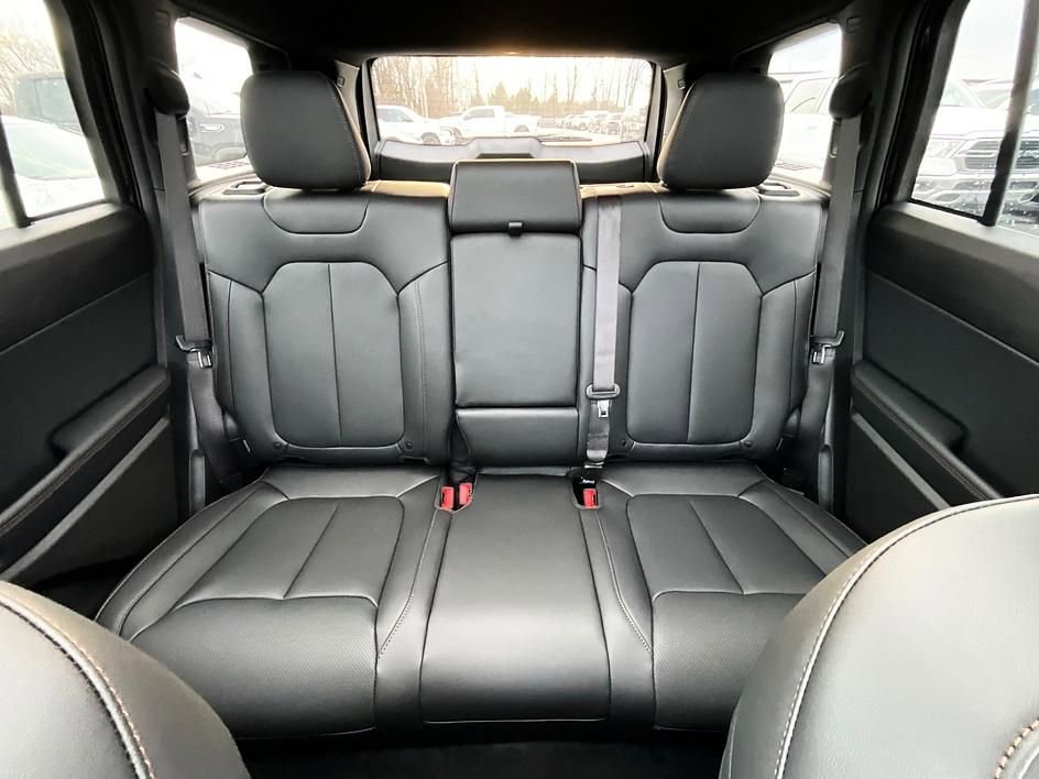 New 2026 Jeep Cherokee Limited AWD/4WD image 33