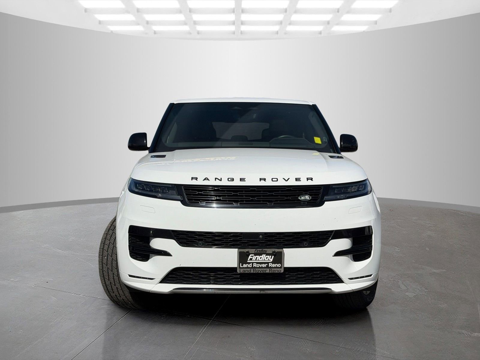 Used 2024 Land Rover Range Rover Sport Dynamic SE image 2