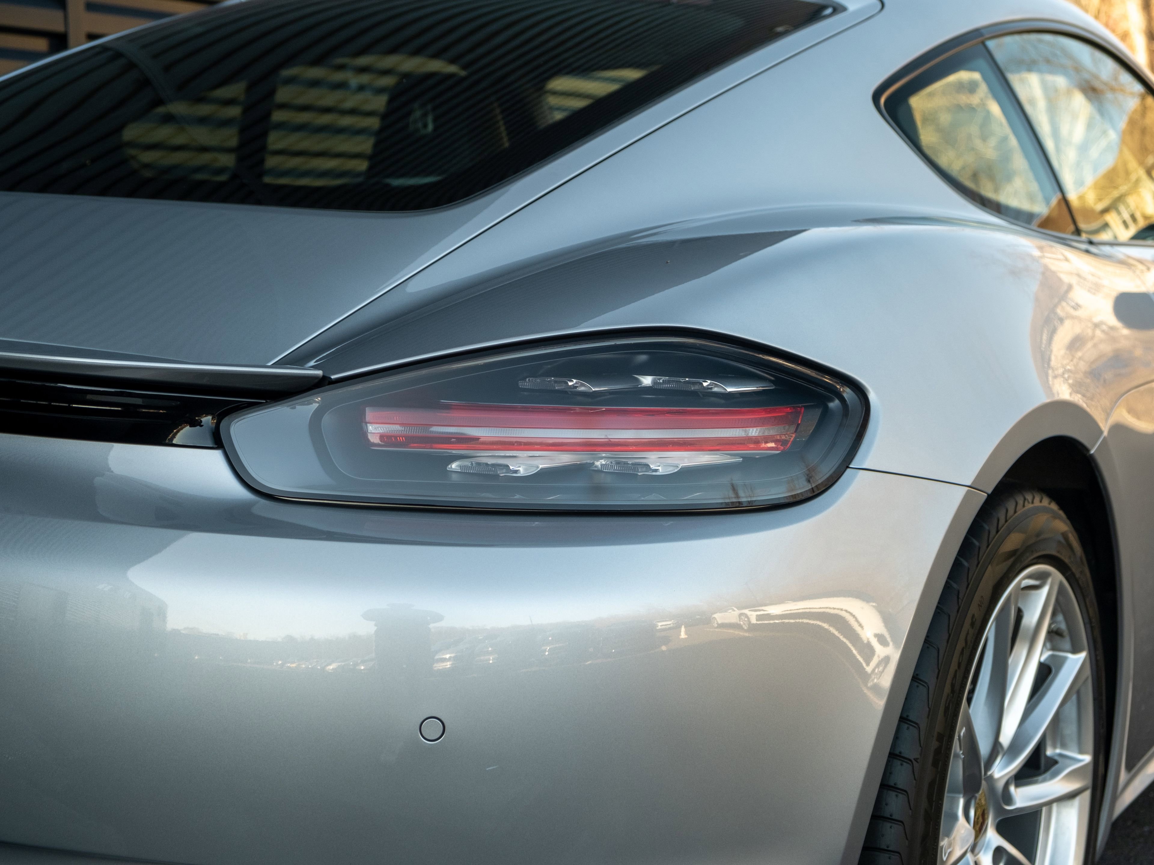 Certified 2018 Porsche 718 Cayman image 35