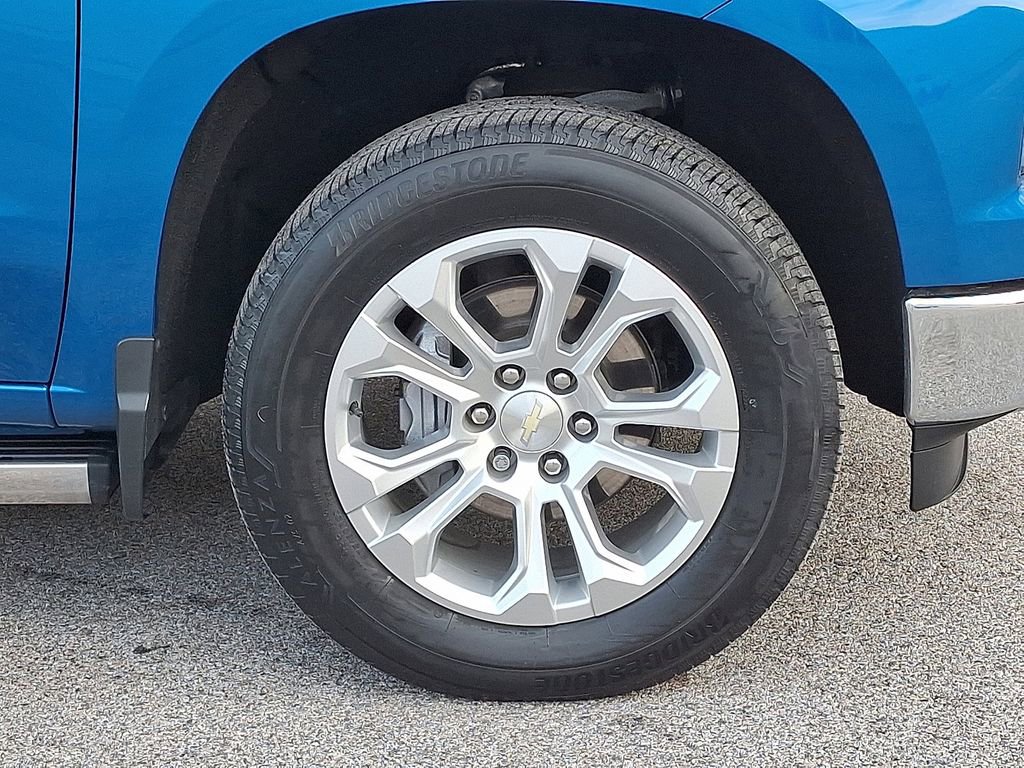 Used 2022 Chevrolet Silverado 1500 LTZ w/ LTZ Premium Package image 12