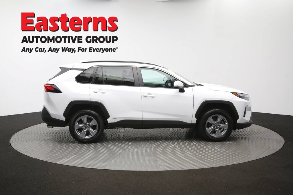 Used 2022 Toyota RAV4 XLE AWD/4WD image 44
