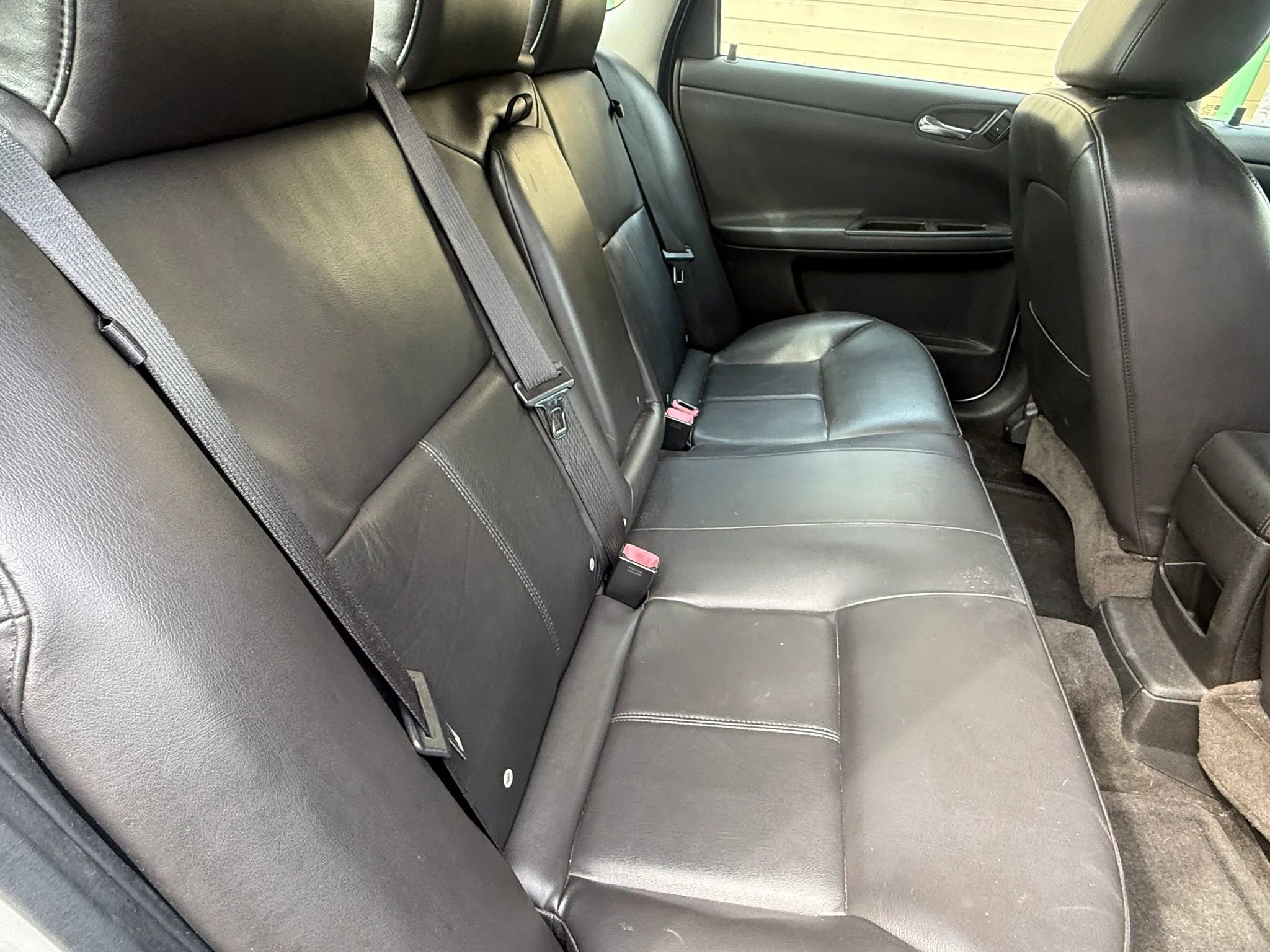 Used 2011 Chevrolet Impala LT w/ Luxury Edition Package image 12